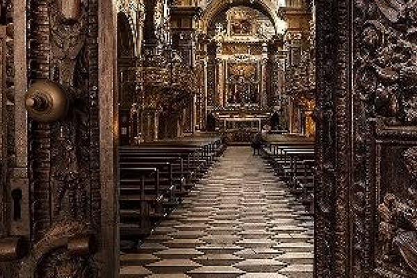 Navata Chiesa San Gregorio Armeno