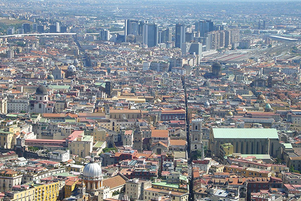 Spaccanapoli dall'alto
